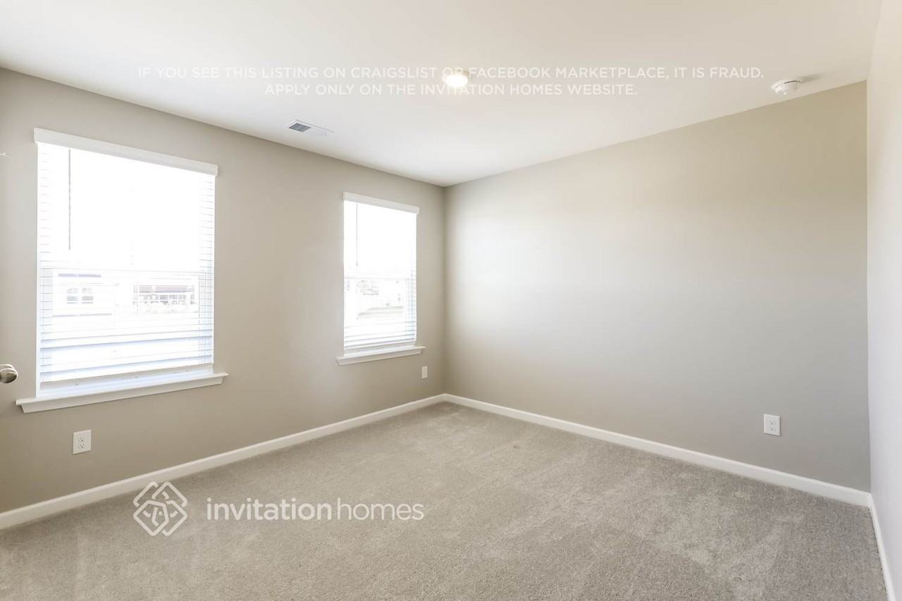 537 Almere Dr - Photo 7 of 18