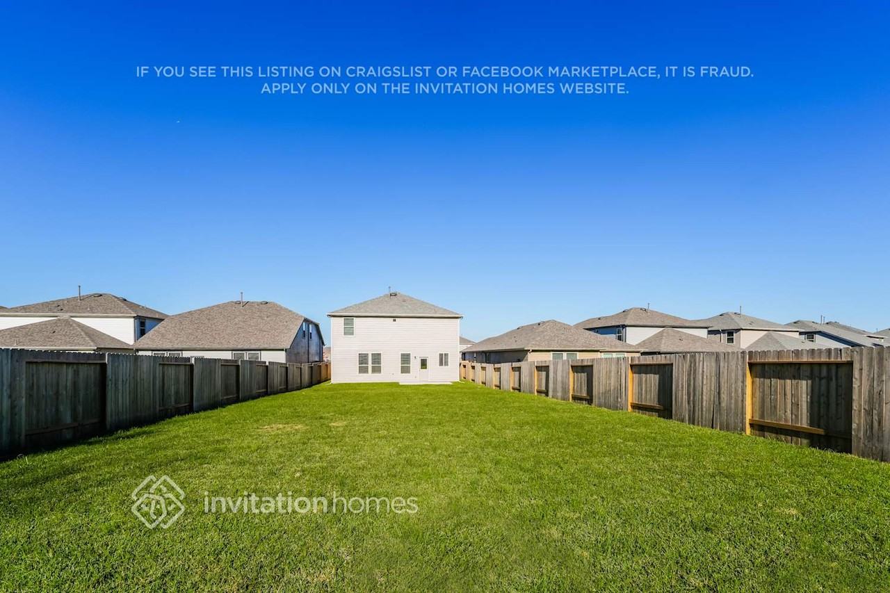 13495 Maltessa Dr - Photo 3 of 4