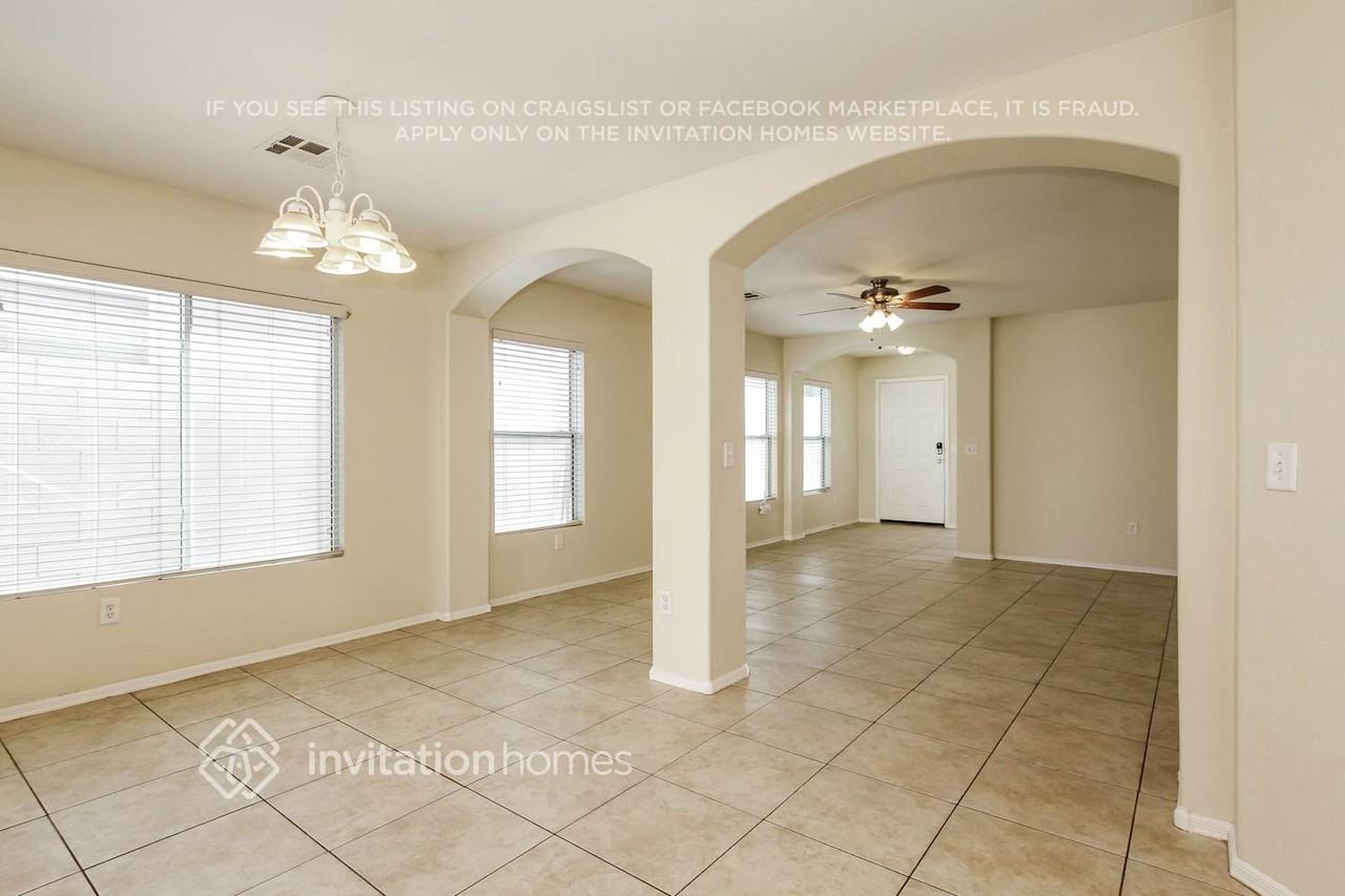 13432 W Peck Dr - Photo 5 of 17