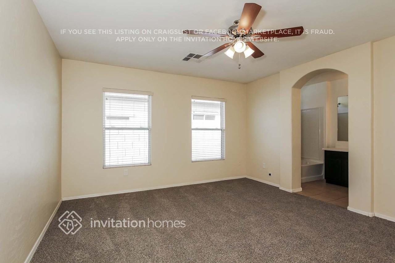 13432 W Peck Dr - Photo 7 of 17