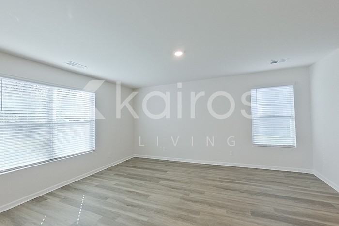 125 Inez Ave - Photo 7 of 24