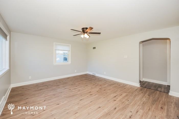 1034 5th St - Photo 6 of 14