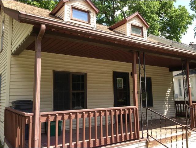 313 E 3rd St #1 - Photo 6 of 9