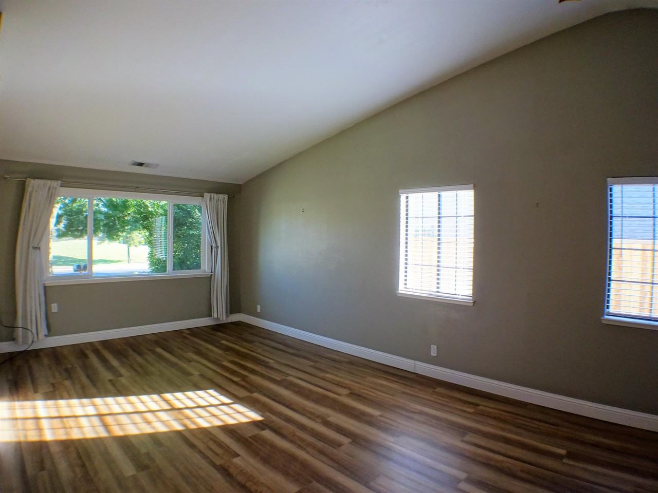 3008 California Park Dr #1 - Photo 2 of 18