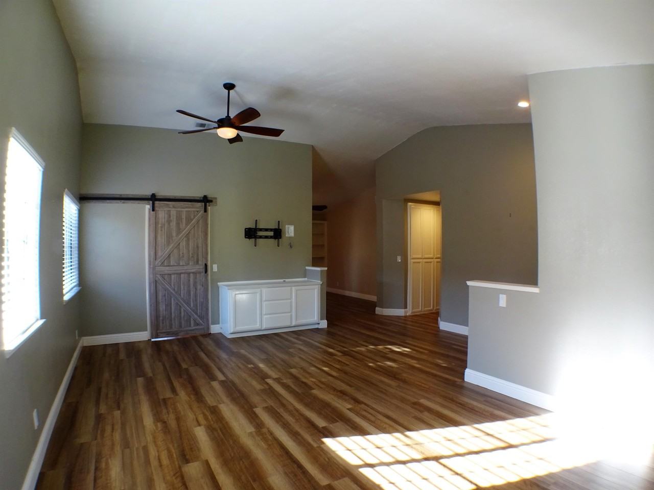 3008 California Park Dr #1 - Photo 3 of 18