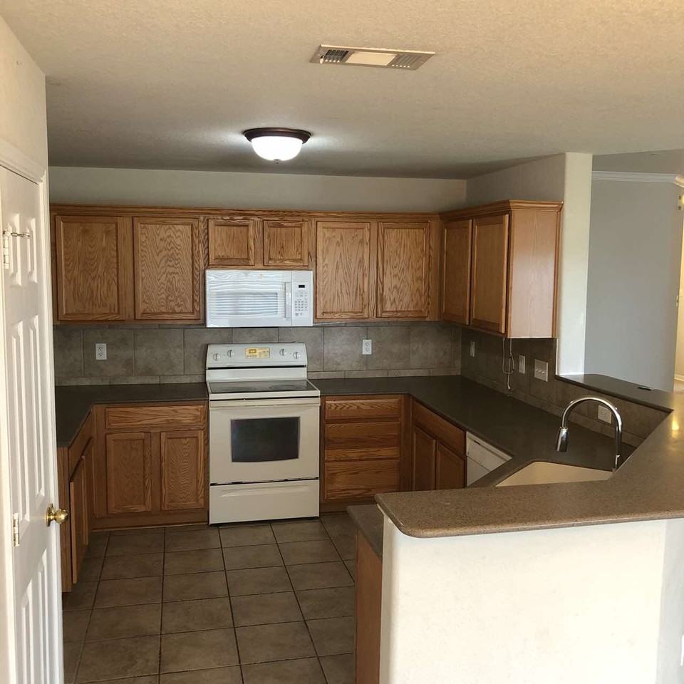 6104 Alexus Dr #1 - Photo 6 of 25