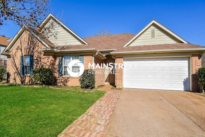 9254 Tamhaven Dr - Photo 2 of 19