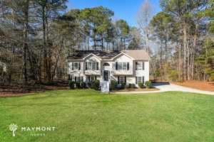 featured image of 150 Lakeside Dr