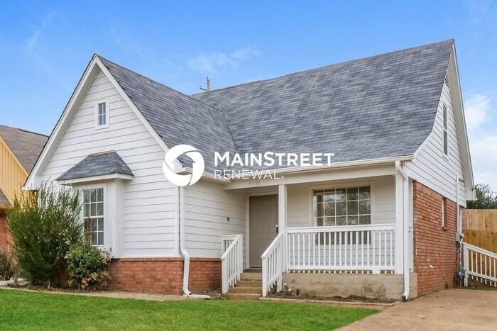 5530 Oak Branch Cir N - Photo 2 of 19