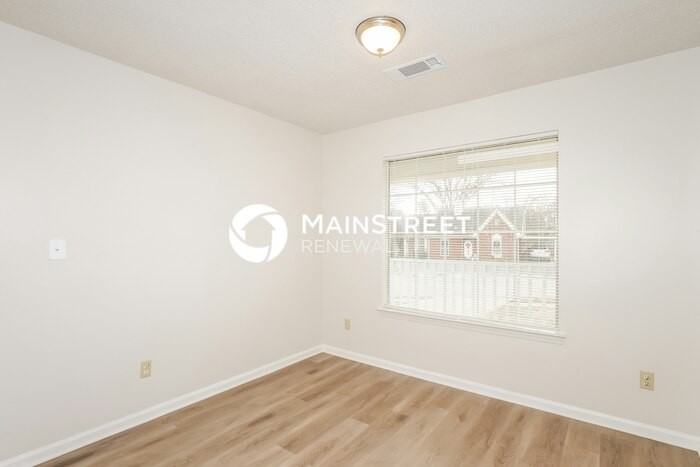 5530 Oak Branch Cir N - Photo 6 of 19