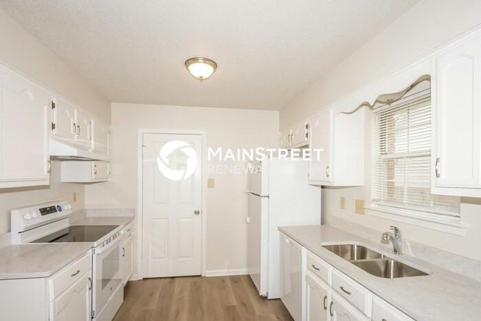 5530 Oak Branch Cir N - Photo 7 of 19