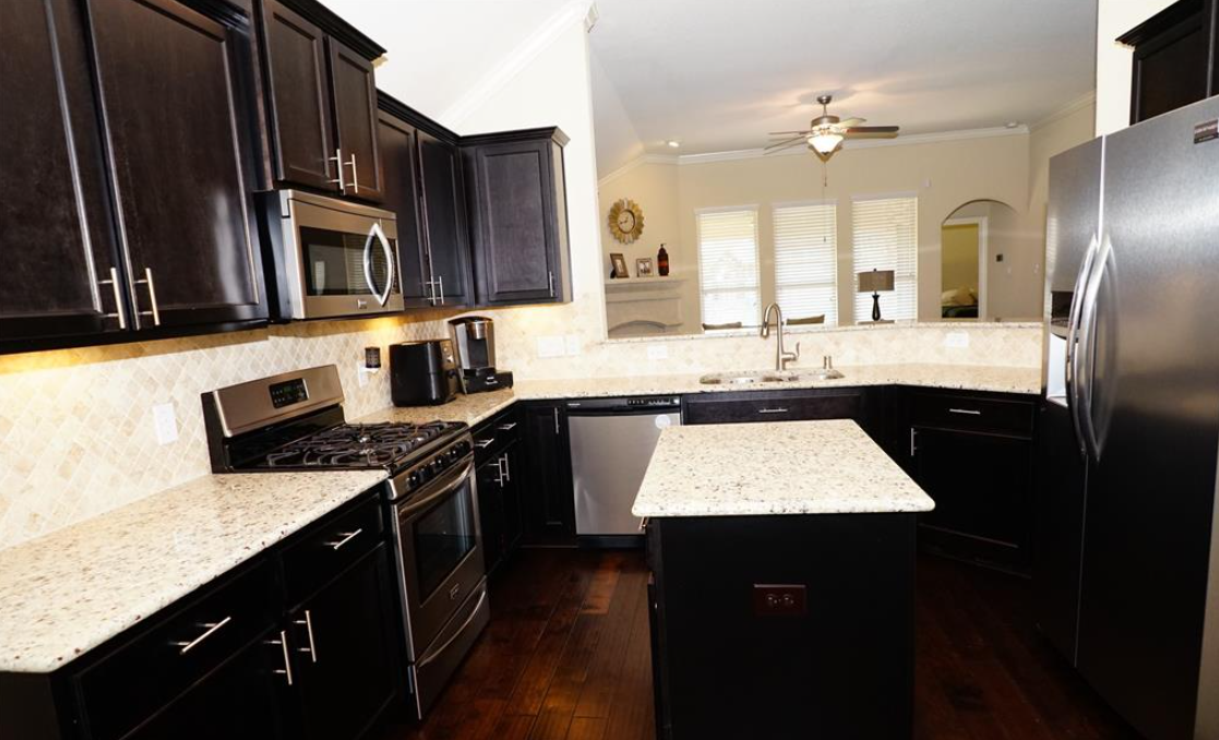 18118 Tucson Bend Dr - Photo 2 of 5