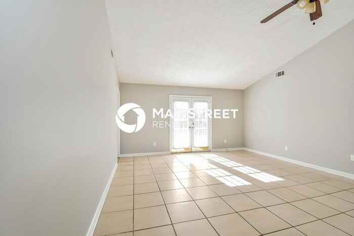 7111 Peppermill Ln - Photo 4 of 18