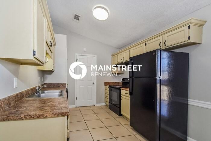 7111 Peppermill Ln - Photo 6 of 18