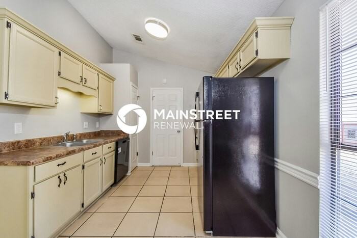 7111 Peppermill Ln - Photo 7 of 18