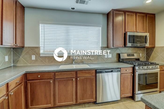 1716 Ringtail Dr - Photo 6 of 19