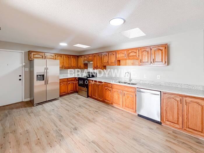 5505 Key Bnd - Photo 6 of 26