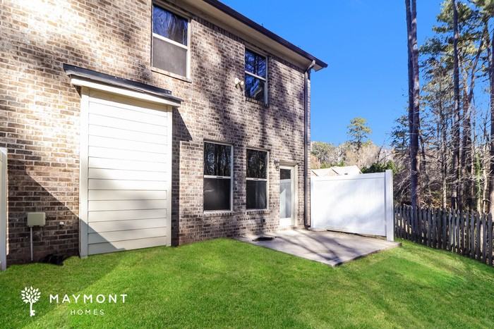 271 Green Bridge Ct - Photo 3 of 3