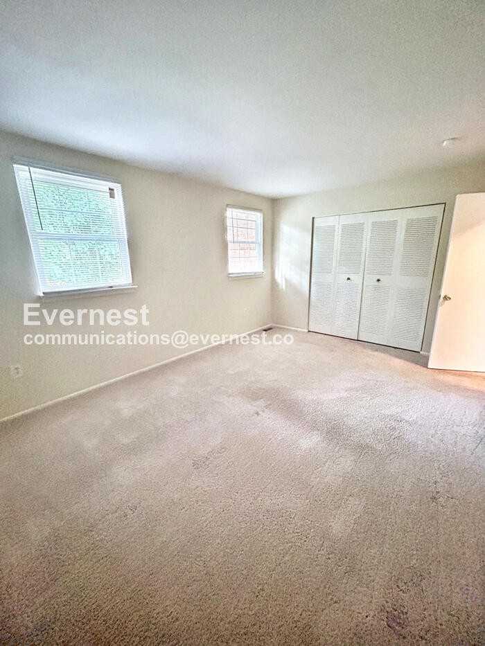 1403 Calander Ct - Photo 7 of 12