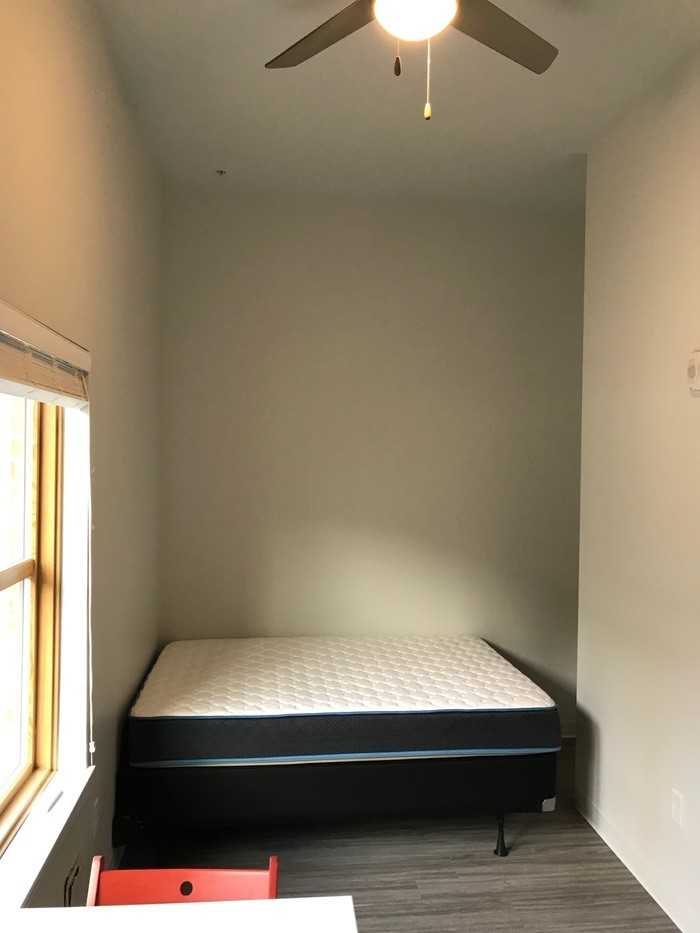 2165 Sw Yamhill St #203 - Photo 4 of 11