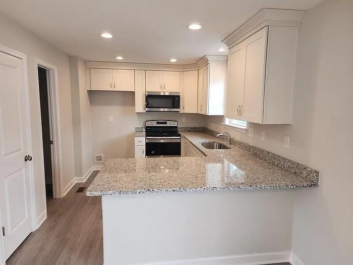 8015 Galveston Blvd - Photo 7 of 39