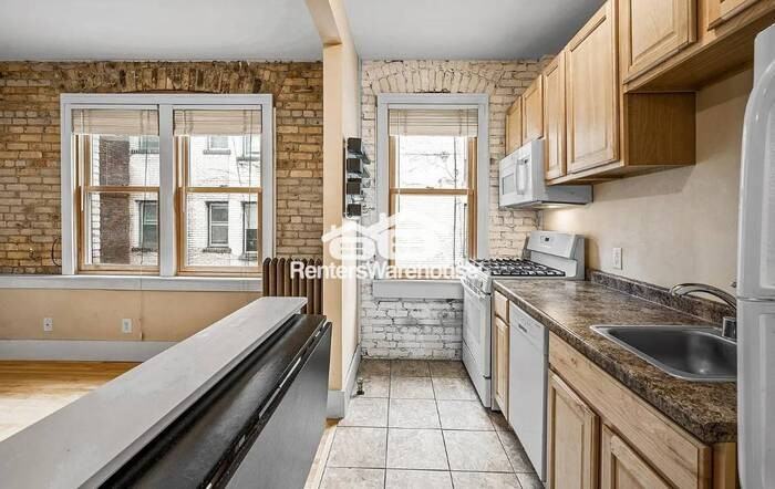 2218 Nicollet Ave #23 - Photo 5 of 16