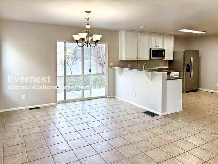 3907 Heatherwood Cir - Photo 3 of 28