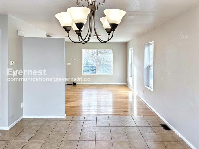 3907 Heatherwood Cir - Photo 4 of 28