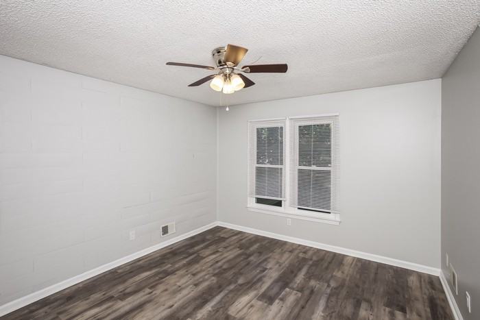 106 Maid Stone Ct - Photo 6 of 11