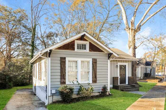 1554 Richland Rd Sw - Photo 4 of 12