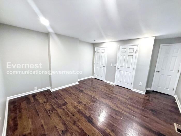 8234 4th Ave S - Photo 3 of 19