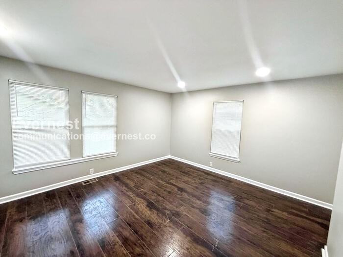 8234 4th Ave S - Photo 4 of 19