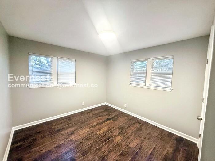 8234 4th Ave S - Photo 7 of 19