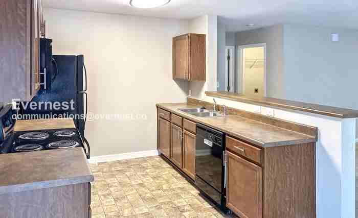 29766 Westfield Dr - Photo 5 of 22