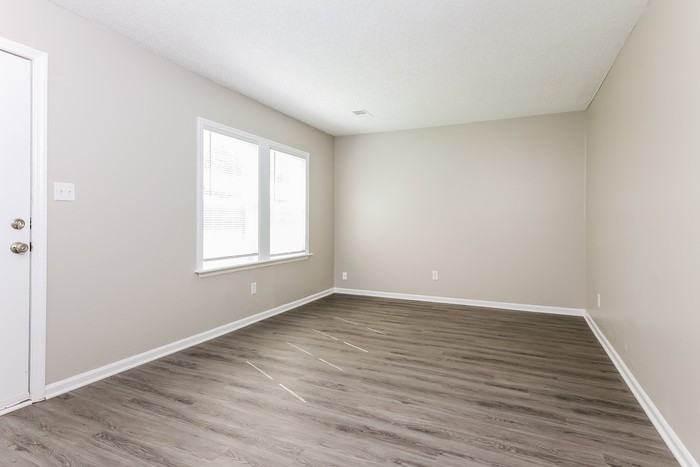 102 Bluebell Ave - Photo 3 of 11