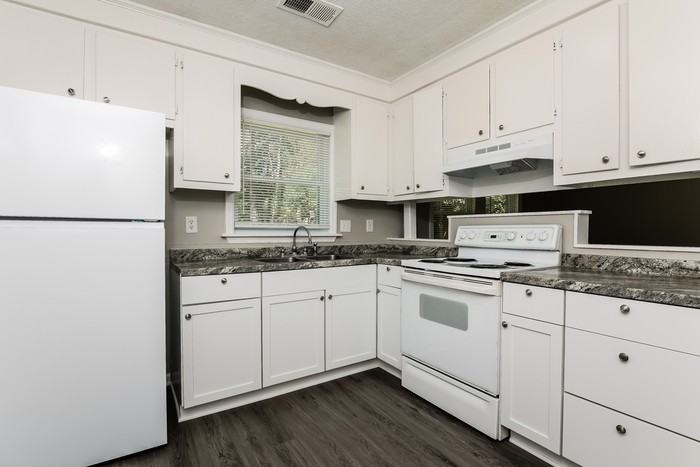 102 Bluebell Ave - Photo 6 of 11