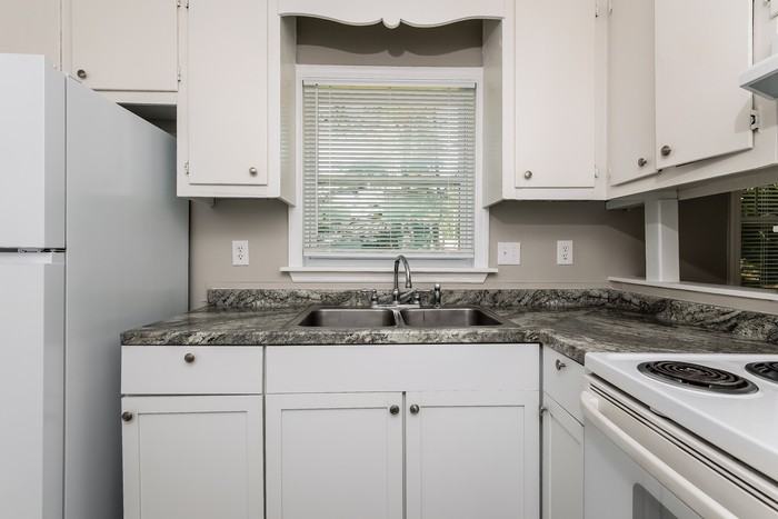 102 Bluebell Ave - Photo 7 of 11