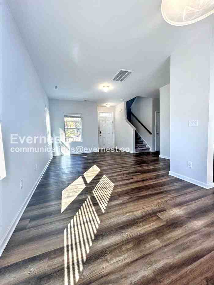 137 S Morvue Loop - Photo 5 of 22