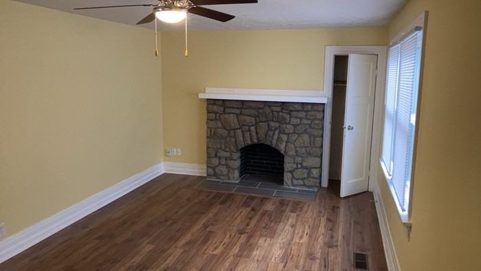 908 Watervliet Ave - Photo 4 of 29