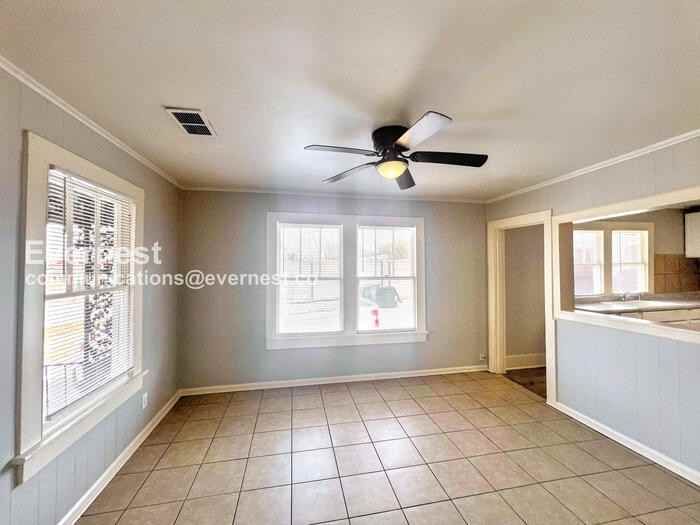 114 W 18th St - Photo 4 of 18