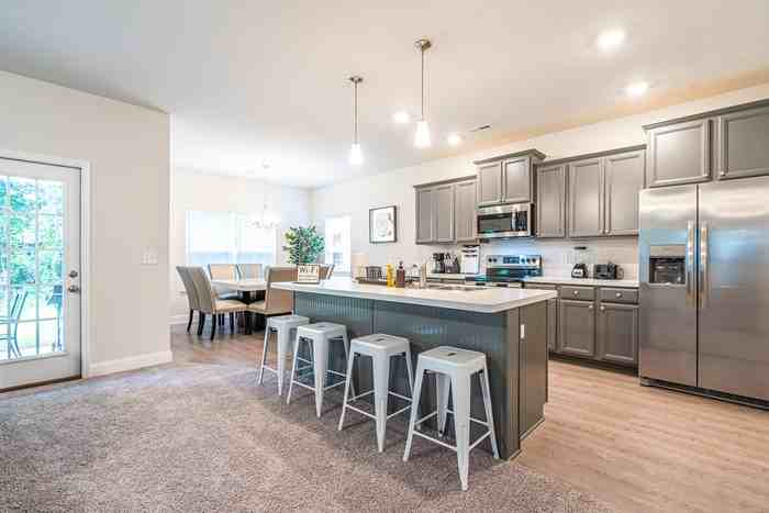 176 Tybee Dr - Photo 3 of 23