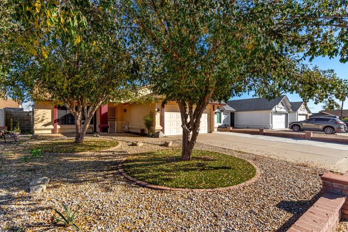 21057 N 34th Dr - Photo 5 of 35