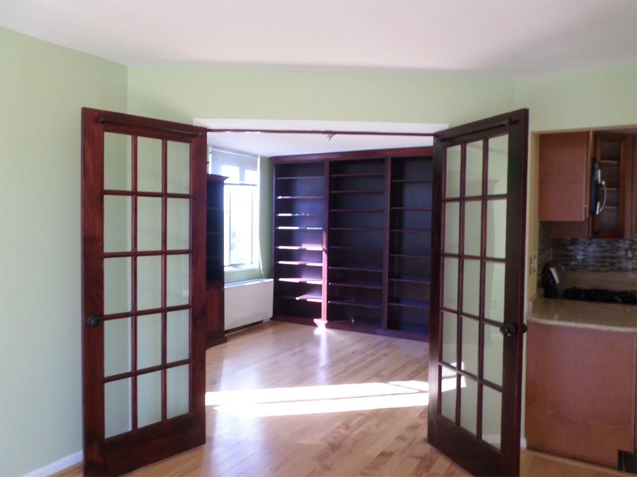 2939 Van Ness Str NWUnit 1101 #1101 - Photo 7 of 30