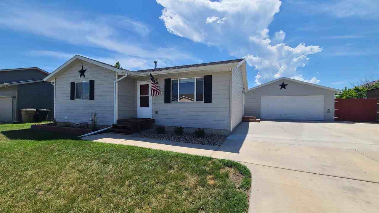 3401 Wesson Rd - Photo 3 of 16