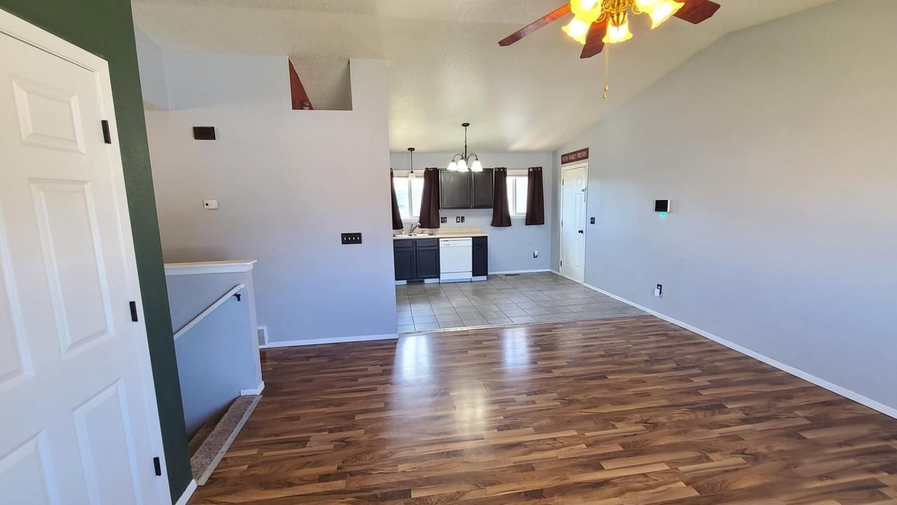 3401 Wesson Rd - Photo 6 of 16