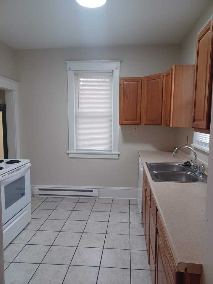 101 W Whitlock Ave #1 - Photo 7 of 23