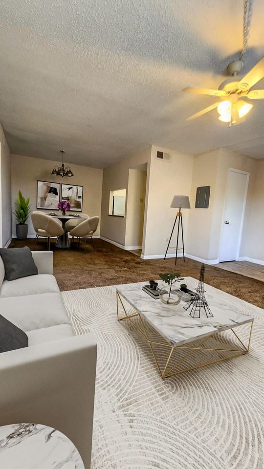 Huntington Park Dr #11 - Photo 3 of 7