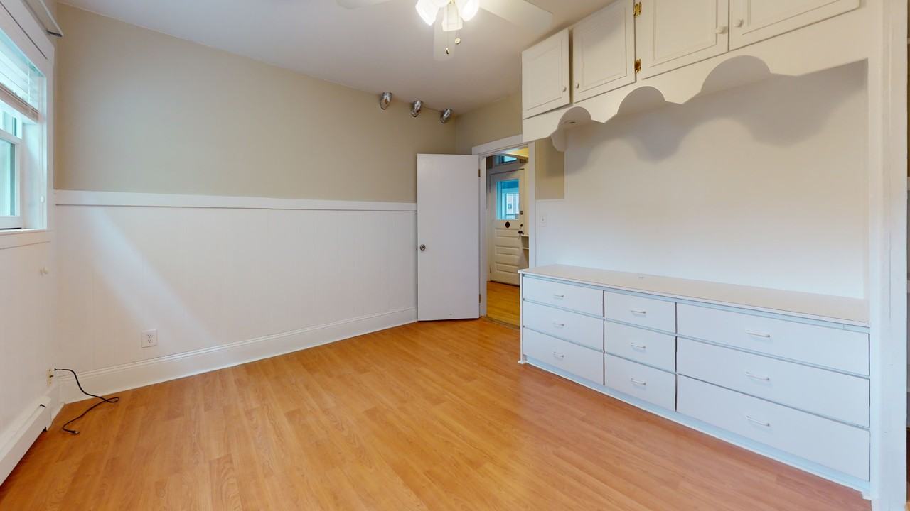 310 Lowell St #NA - Photo 5 of 17