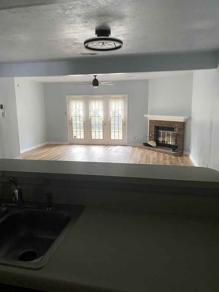 136 Durwood Rd #C - Photo 2 of 7