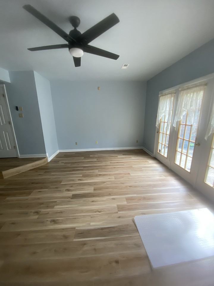 136 Durwood Rd #C - Photo 3 of 7